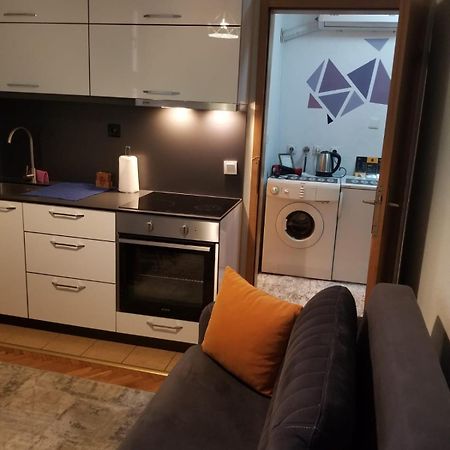 Cozy&Comfy Apartment In The Center Of Prishtina Πρίστινα Εξωτερικό φωτογραφία